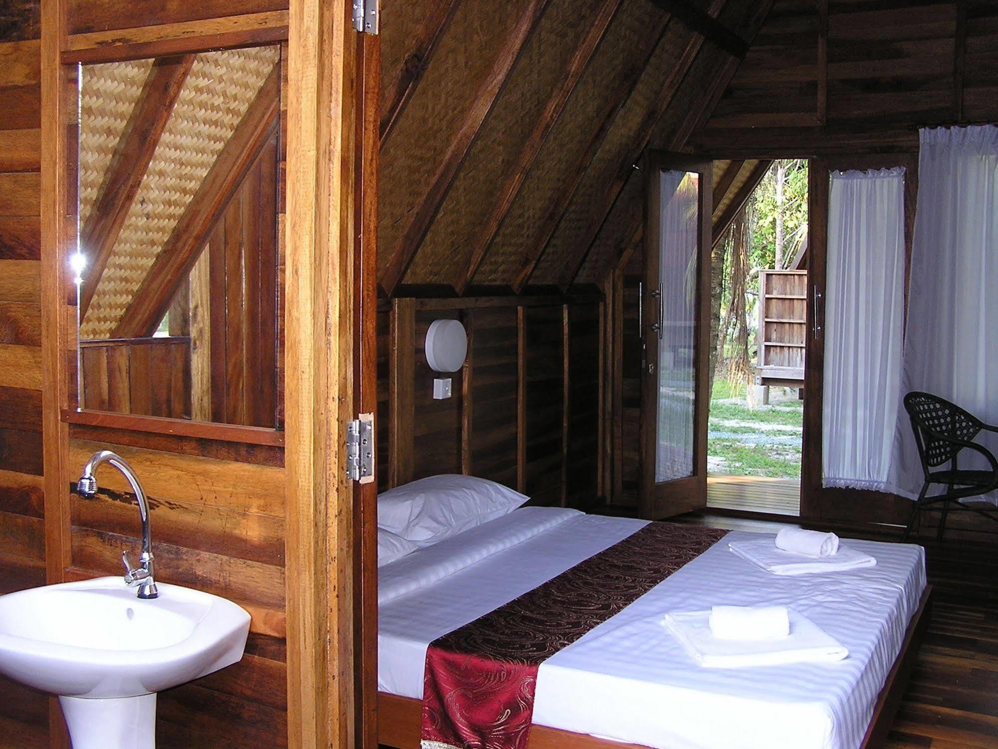 North Borneo Biostation Resort Kudat Esterno foto